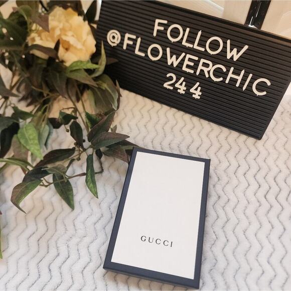 GUCCI CELL PHONE CASE 6 X 3 - Picture 4 of 4